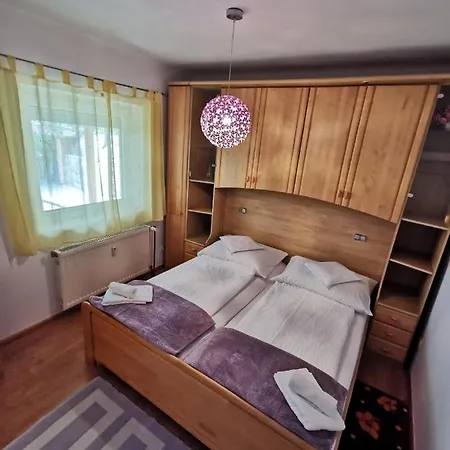 Apartament Forras 2 *