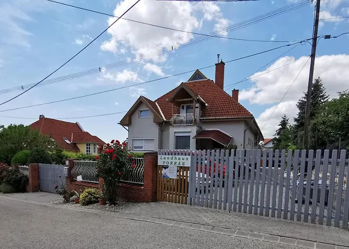 Appartement Forras 2 *