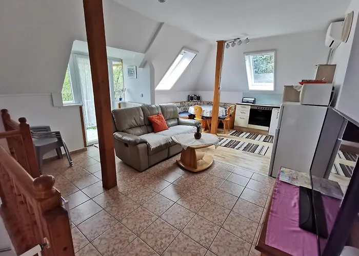 Appartement Forras 2 *